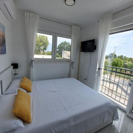 Ferienhaus Maestral - Kastel Kambelovac Kaštela Esterno foto