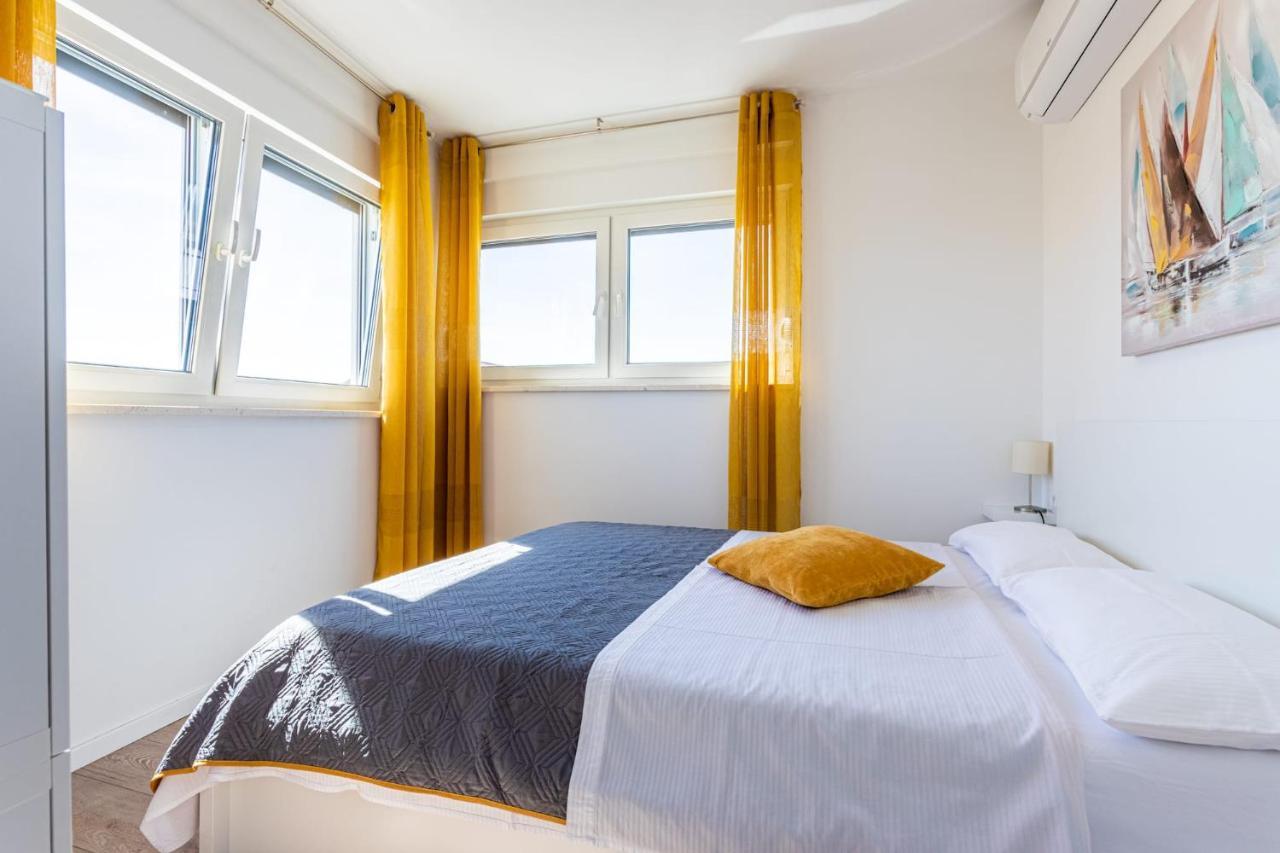 Ferienhaus Maestral - Kastel Kambelovac Kaštela Esterno foto